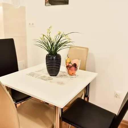 Garden Apartament *